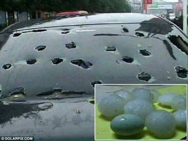 Απίστευτες εικόνες στην Ισπανία: Χαλάζι σκότωσε πρόβατα και κατέστρεψε αυτοκίνητα! (εικόνες & βίντεο)